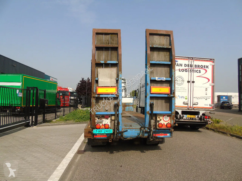 Semiremorca MOL + ramps + 3x axle + steering