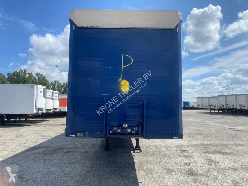 Semiremorca Tracon Uden
