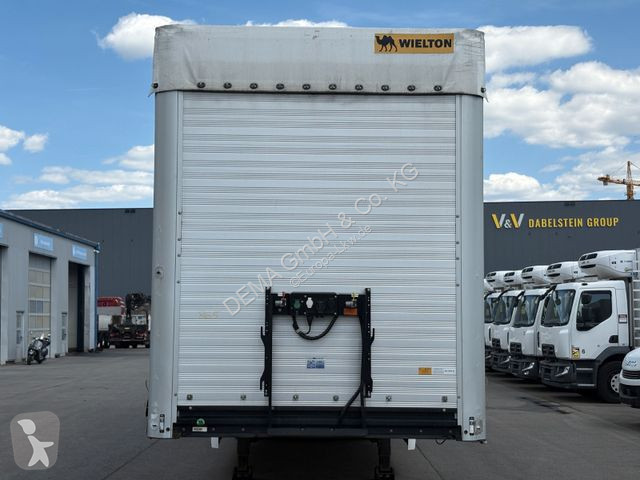 Semitrailer Wielton...