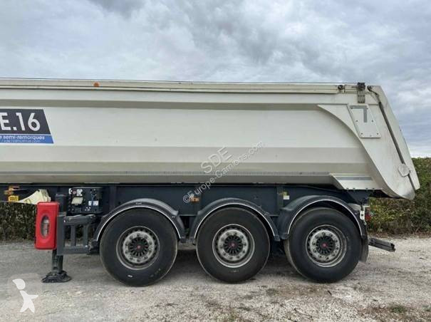 Semitrailer Stas