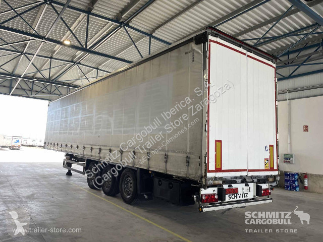 Sættevogn Schmitz Cargobull Curtainsider Standard