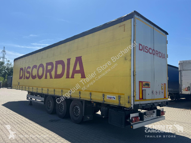 Semirimorchio Schmitz Cargobull Curtainsider...