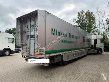 Semitrailer flak rörligt underlag Kraker trailers
