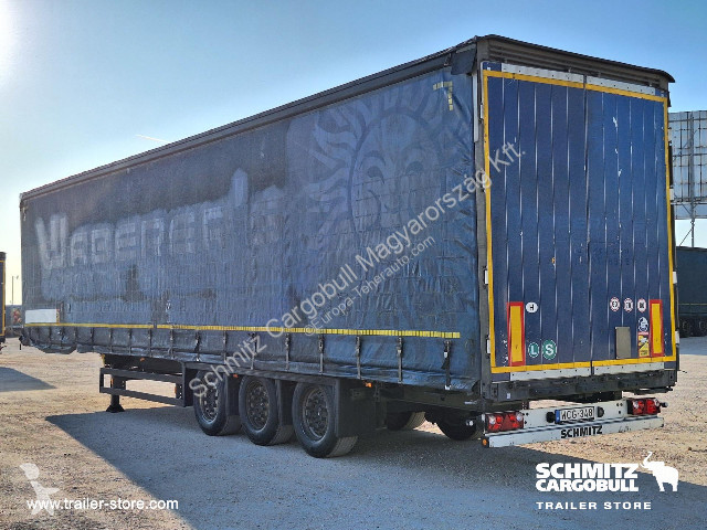 نصف مقطورة Schmitz Cargobull Curtainsider Mega
