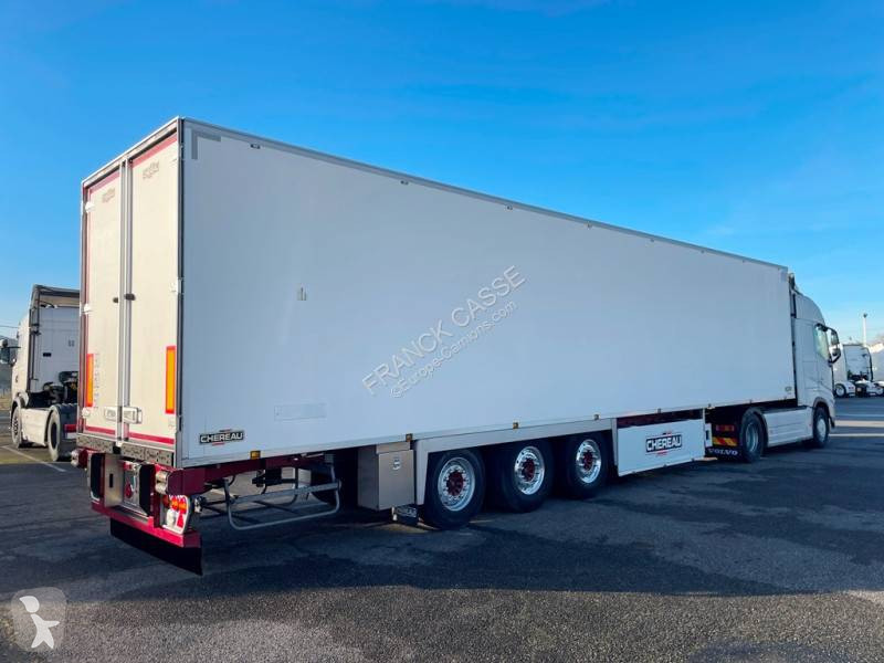 نصف مقطورة Chereau