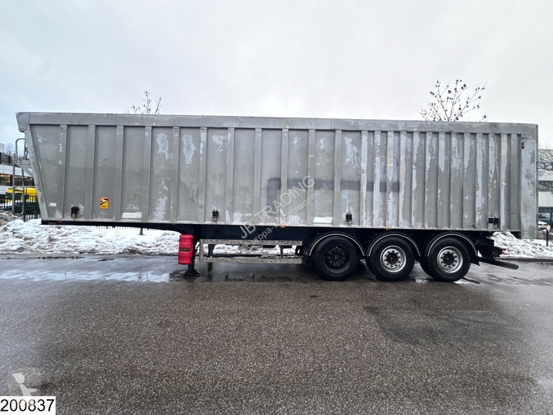 نصف مقطورة Benalu kipper 60m3, Lift axle