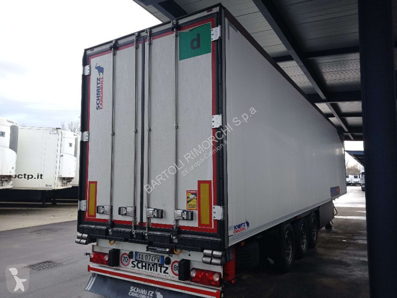Oplegger Schmitz Cargobull SEMIRIMORCHIO, FRIGO...