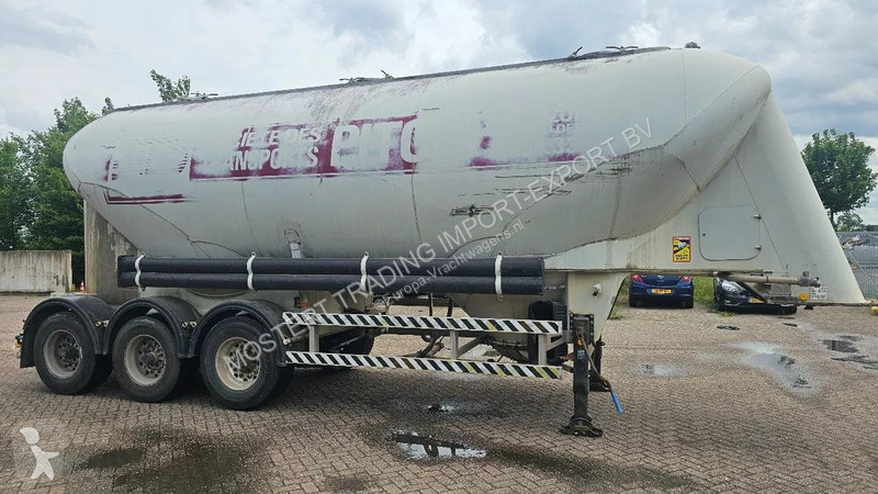 Semitrailer Spitzer Eurovrac Silo 43m3 Spitzer...