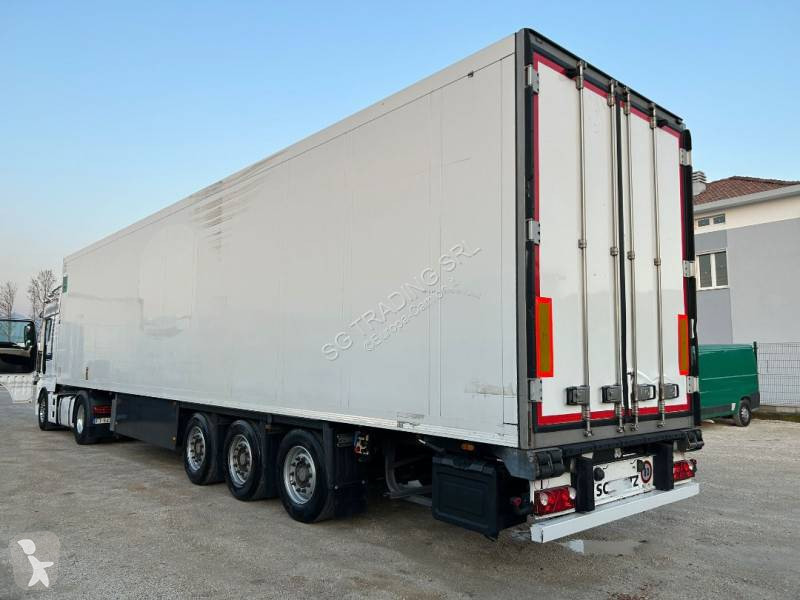 نصف مقطورة Schmitz Cargobull frigo