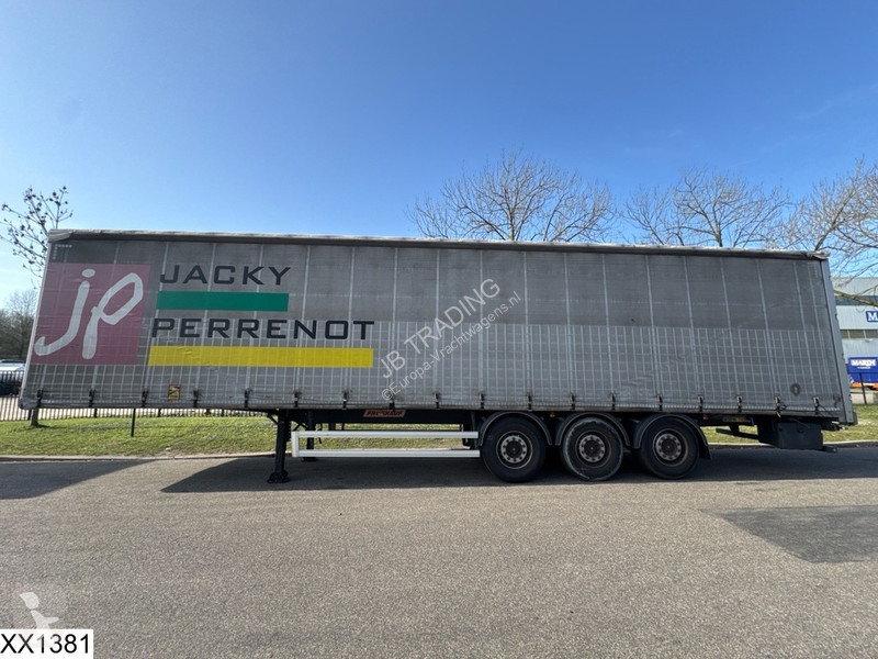 Semirremolque Fruehauf Tautliner Lift axle