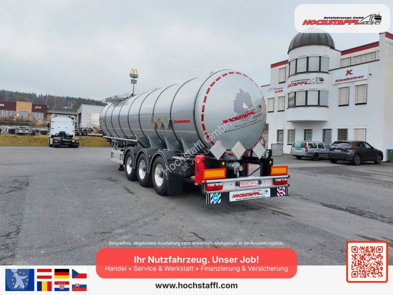 نصف مقطورة Kässbohrer STS 32