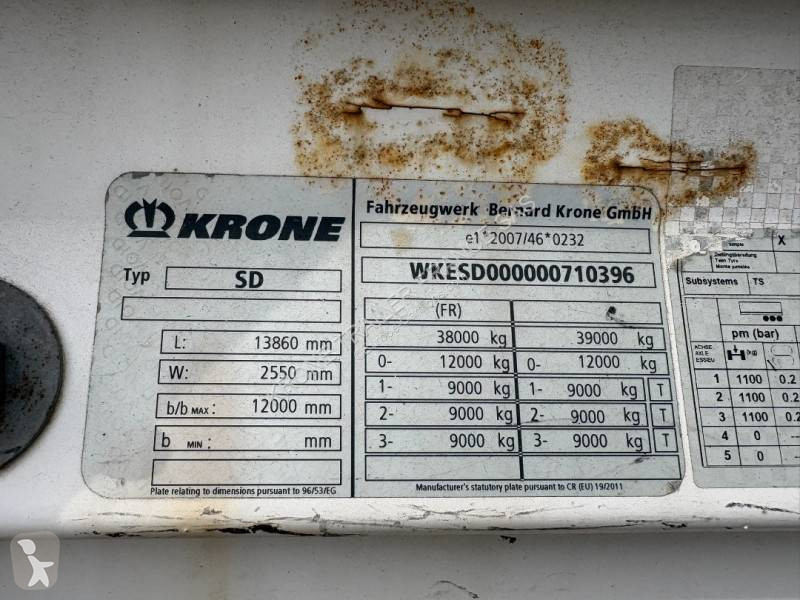 نصف مقطورة Krone