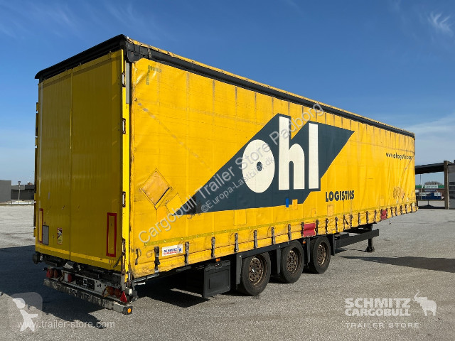 نصف مقطورة Schmitz Cargobull Curtainsider Mega