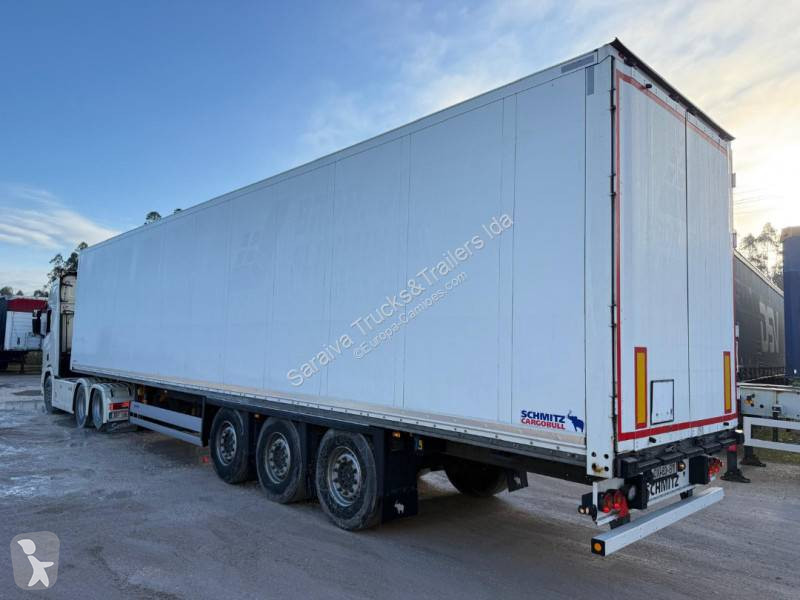 نصف مقطورة Schmitz Cargobull