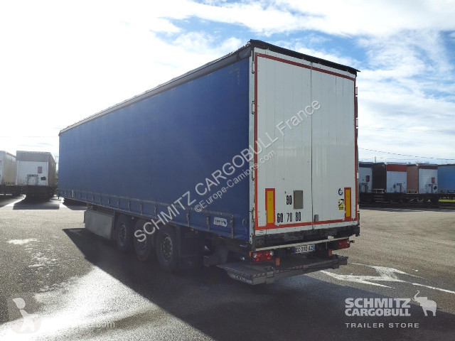 نصف مقطورة Schmitz Cargobull Semitrailer...