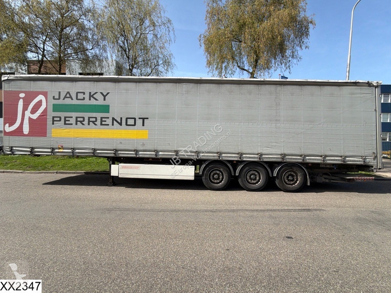 Semiremorca Fruehauf Tautliner Tautliner,...