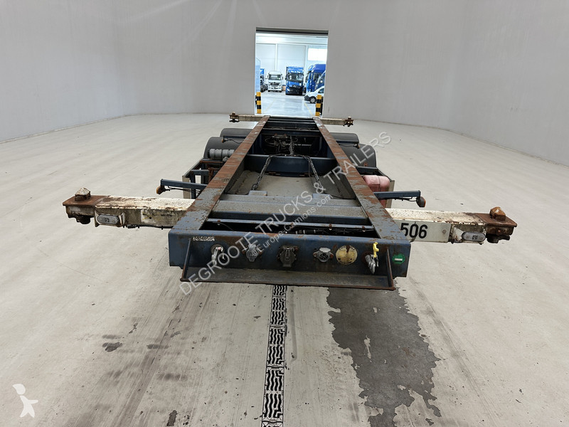 Semirimorchio Samro 20 ft skelet