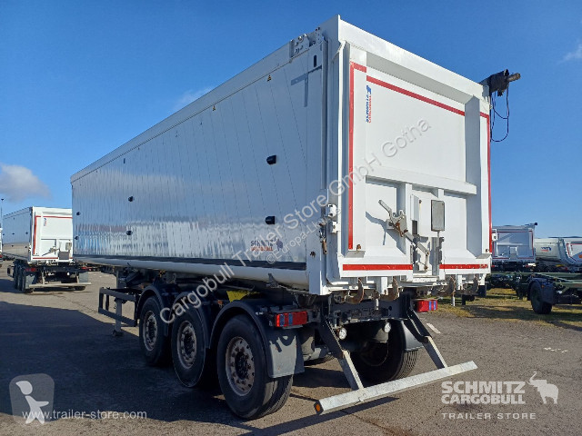 نصف مقطورة Schmitz Cargobull Kipper...
