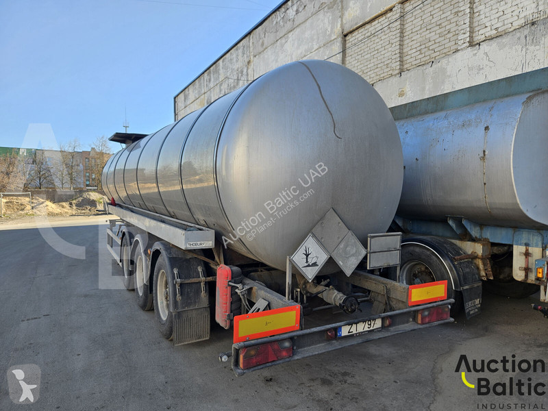 نصف مقطورة Burg BP012-24Z