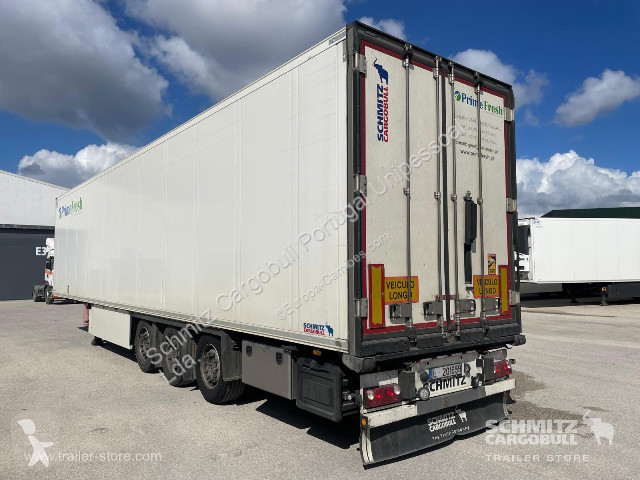 نصف مقطورة Schmitz Cargobull Semitrailer Reefer...