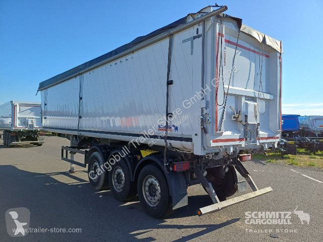 نصف مقطورة Schmitz Cargobull Kipper...