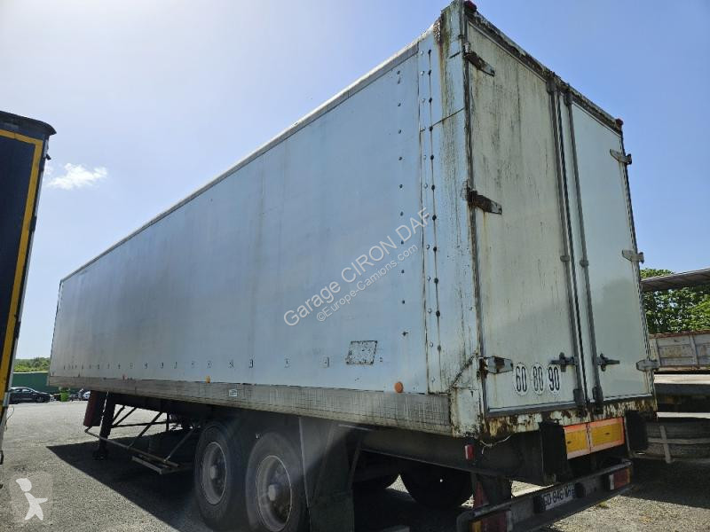 نصف مقطورة Trouillet  FOURGON 2 ESSIEUX