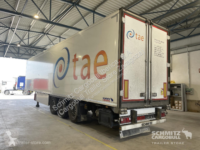 نصف مقطورة Schmitz Cargobull Reefer Standard