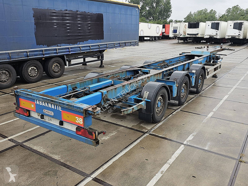 نصف مقطورة Renders CHASSIS PORTMASTER