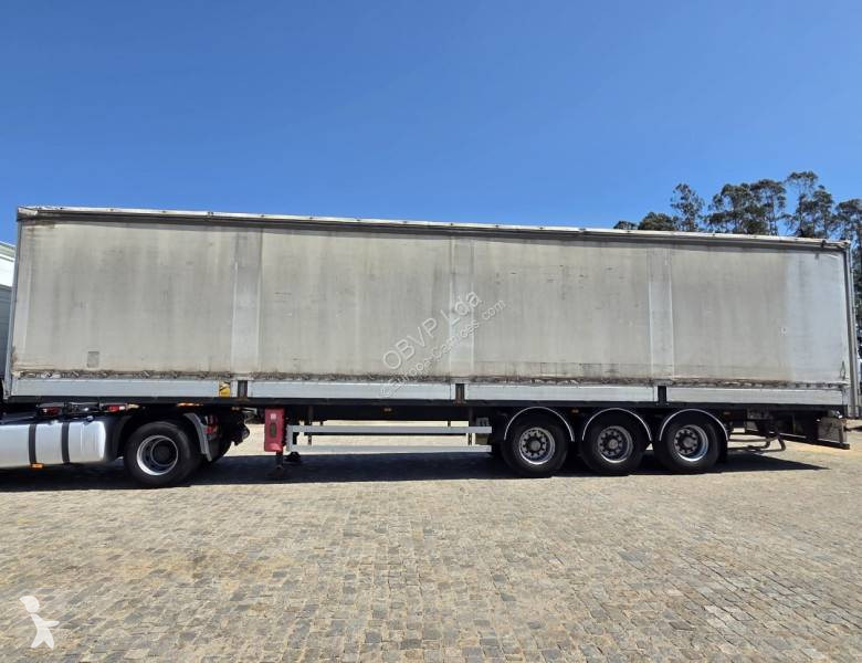 نصف مقطورة Fruehauf