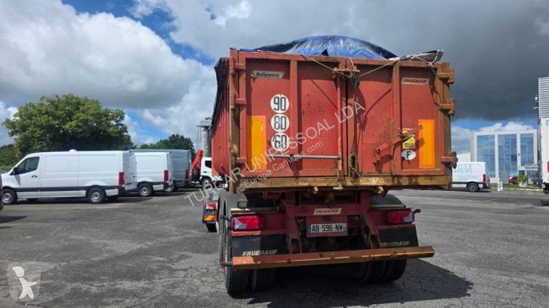 Semirimorchio Fruehauf