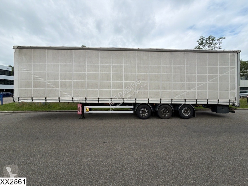 نصف مقطورة Fruehauf Tautliner