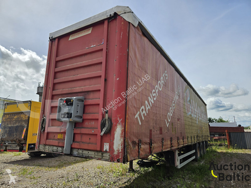 نصف مقطورة Fruehauf