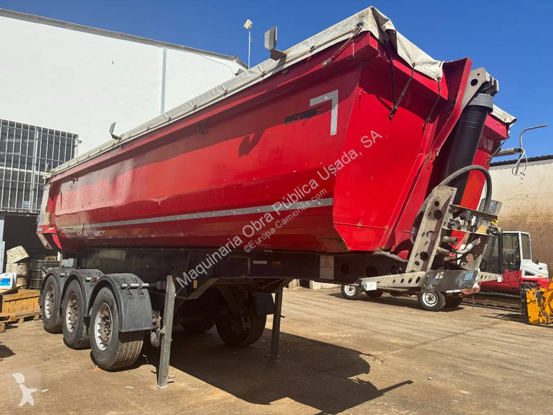 نصف مقطورة Schmitz Cargobull SGF-S3