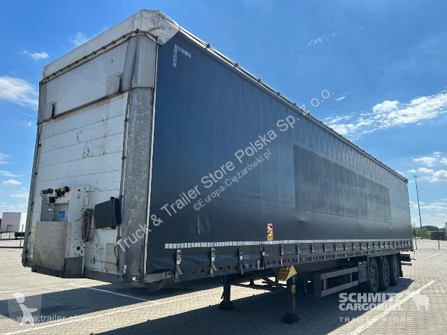 Полуприцеп Schmitz Cargobull Schiebeplane Standard