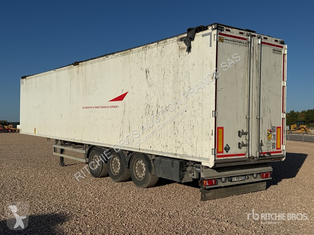 Semiremorca  CF200