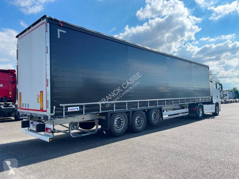 نصف مقطورة Schmitz Cargobull