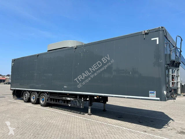 نصف مقطورة  K200 - 92m3 2x Liftachse