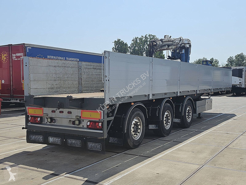 نصف مقطورة KWB P-393-STI-R-1 HIAB 130 R