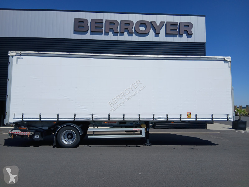 نصف مقطورة Fruehauf