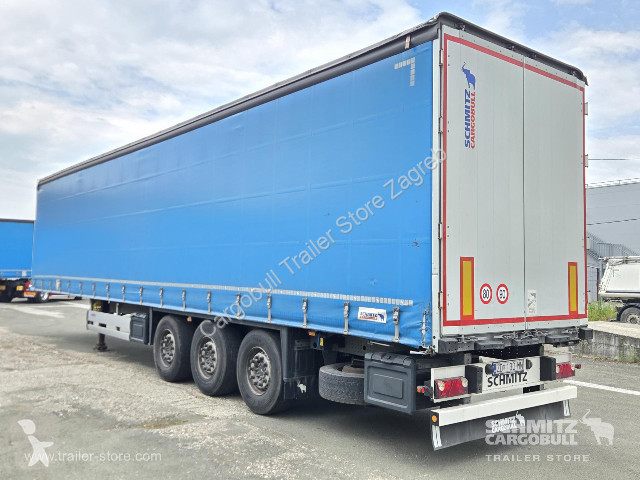 نصف مقطورة Schmitz Cargobull Semitrailer...