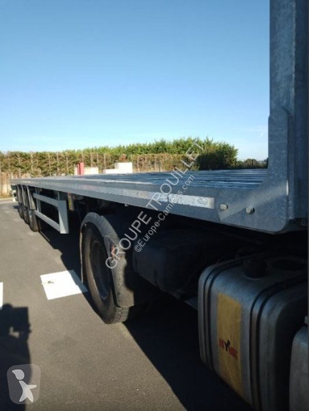 نصف مقطورة Trouillet 38 TONNES PLATEAU LOURD