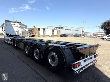 Semi remorque porte containers D-TEC