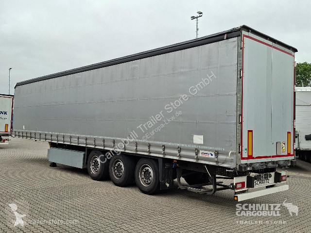 نصف مقطورة Schmitz Cargobull Curtainsider...