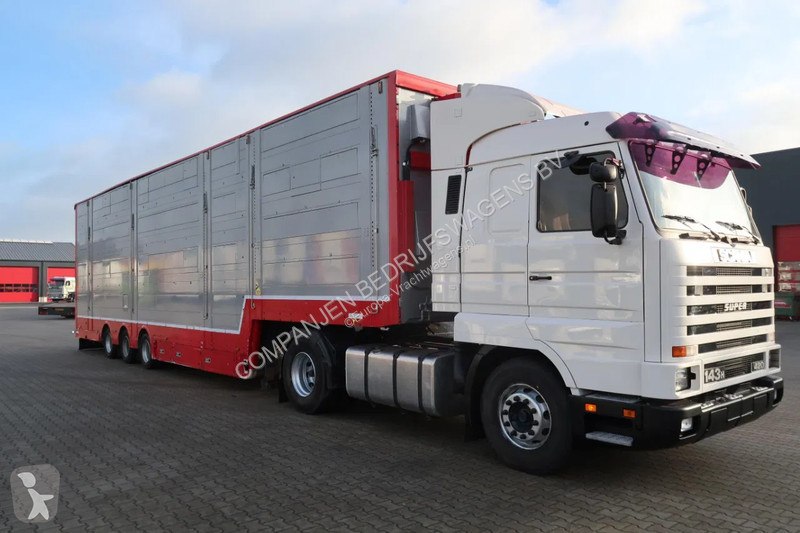 نصف مقطورة Pezzaioli SBA 31 - Cattle transport...