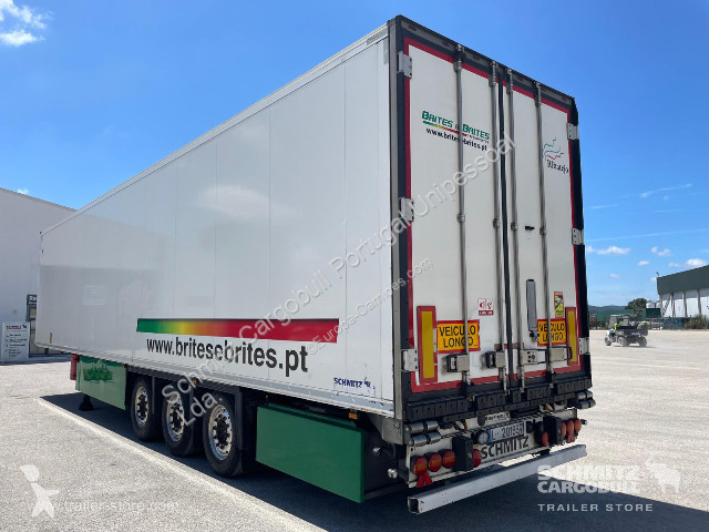 نصف مقطورة Schmitz Cargobull Semitrailer Reefer...