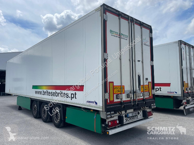 نصف مقطورة Schmitz Cargobull Semitrailer Reefer...