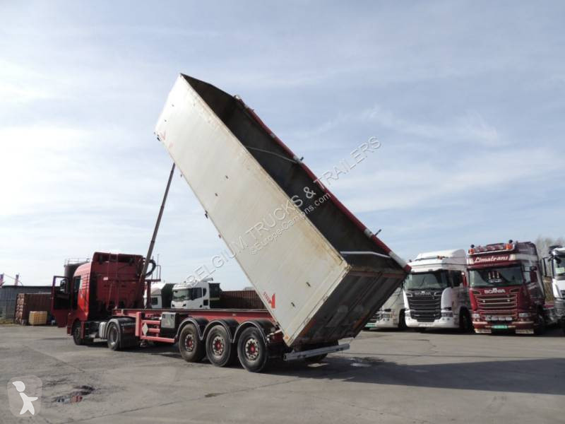 نصف مقطورة Stas 52m3