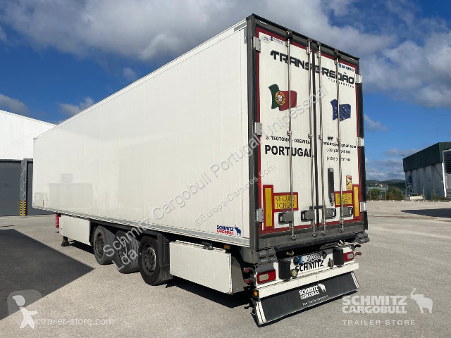 نصف مقطورة Schmitz Cargobull Semitrailer Reefer...