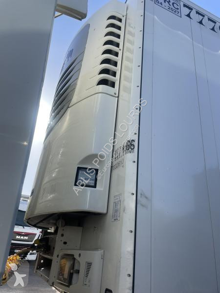 نصف مقطورة Schmitz Cargobull