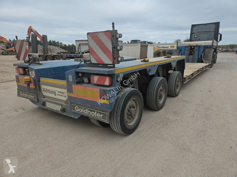 نصف مقطورة Goldhofer STZ-VP 3-44/80 Tiefbett...